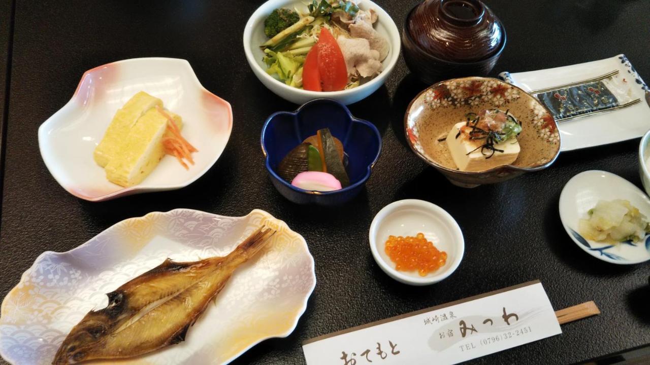 Ryokan Mitsuwa Toyooka  Buitenkant foto