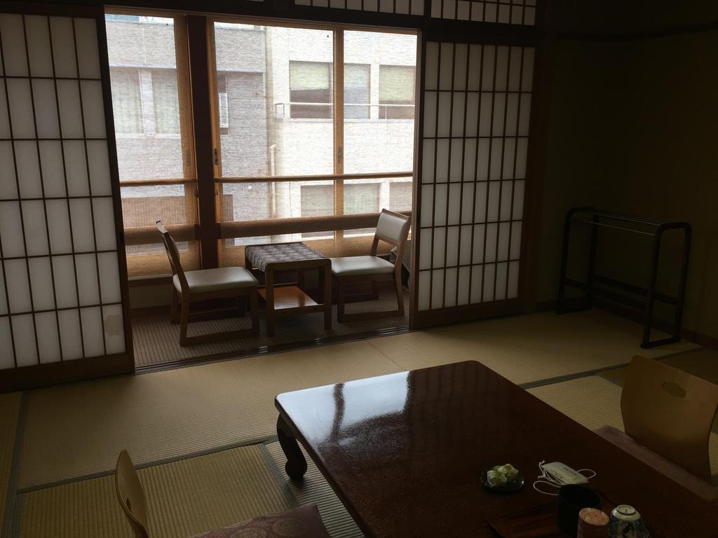 Ryokan Mitsuwa Toyooka  Buitenkant foto
