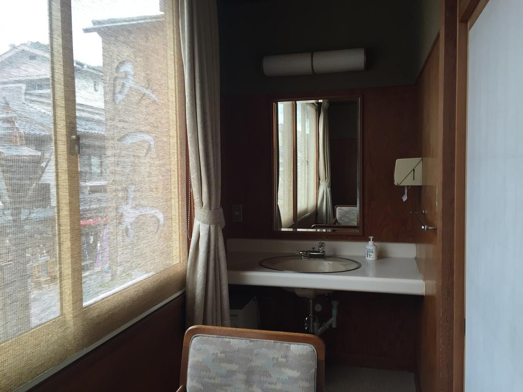 Ryokan Mitsuwa Toyooka  Buitenkant foto